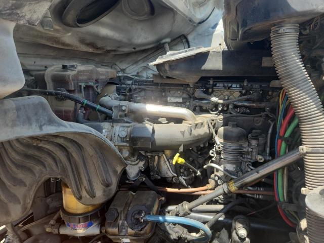 1FUJGLDR2CSBC7438 - 2012 FREIGHTLINER CASCADIA WHITE photo 7