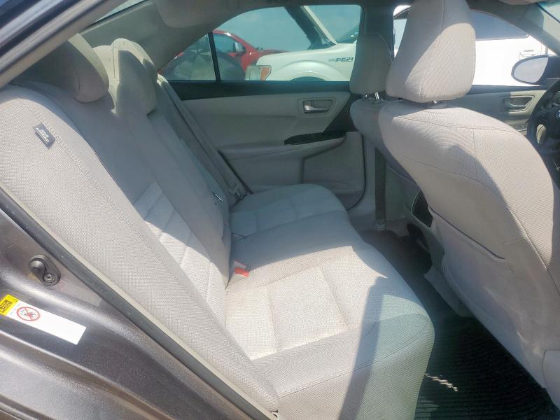 4T1BF1FK3HU662208 - 2017 TOYOTA CAMRY LE GRAY photo 10
