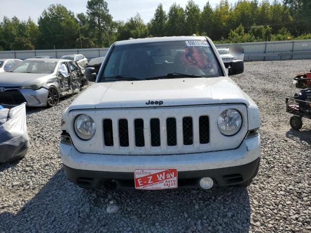 1C4NJPBA6FD368492 - 2015 JEEP PATRIOT SPORT თეთრი ფოტო 5