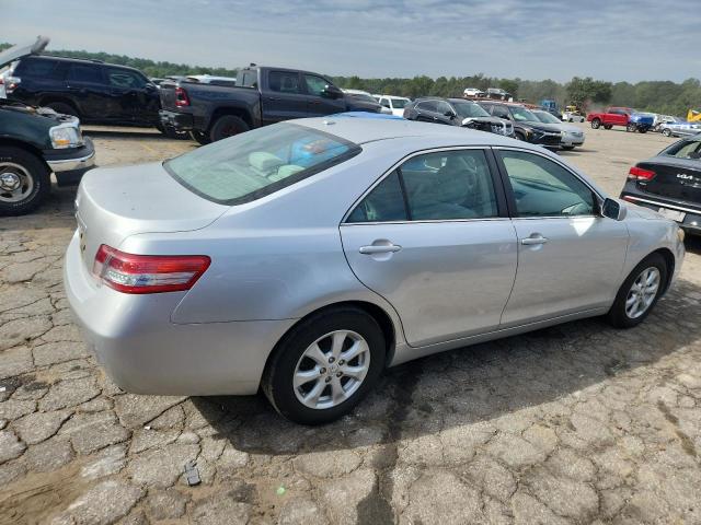 4T1BF3EK5BU610731 - 2011 TOYOTA CAMRY BASE SILVER photo 3