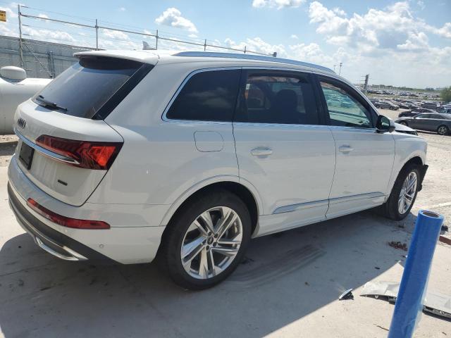 WA1AXBF74PD028641 - 2023 AUDI Q7 PREMIUM WHITE photo 3