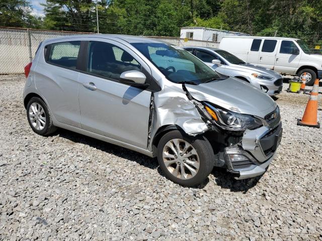 KL8CD6SA3KC759617 - 2019 CHEVROLET SPARK 1LT SILVER photo 4
