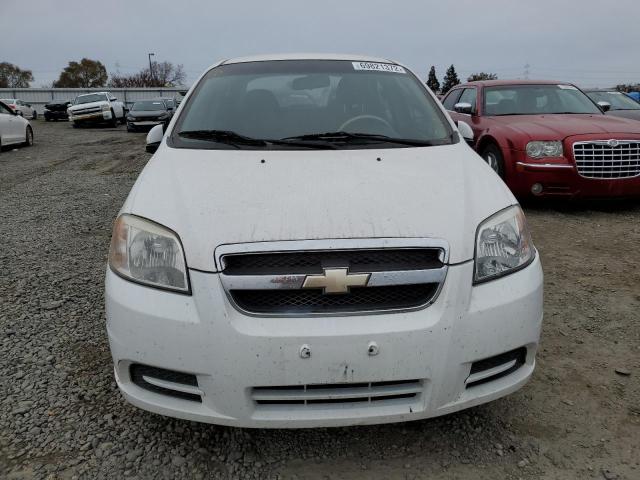 KL1TD5DE9BB136016 - 2011 CHEVROLET AVEO LS WHITE photo 5