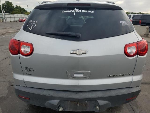 1GNKVEED6BJ139489 - 2011 CHEVROLET TRAVERSE LS SILVER photo 6