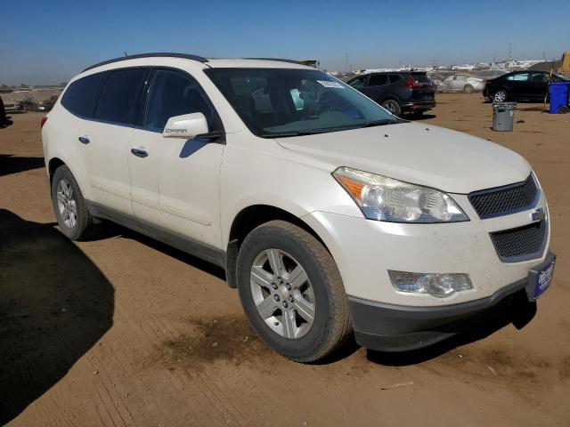 1GNKVGEDXBJ168070 - 2011 CHEVROLET TRAVERSE LT WHITE photo 4