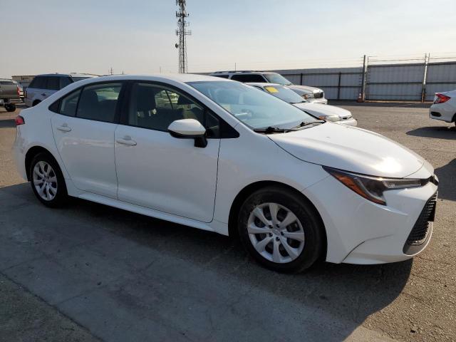 JTDEPMAE3N3011227 - 2022 TOYOTA COROLLA LE თეთრი ფოტო 4