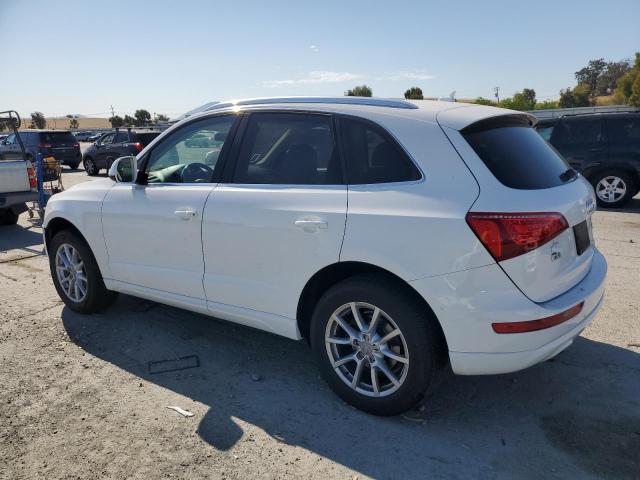 WA1LFAFP0CA041307 - 2012 AUDI Q5 PREMIUM PLUS 白色 照片 2