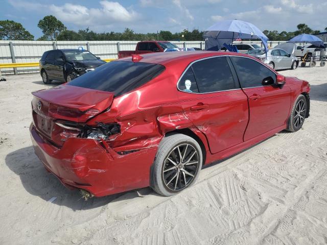4T1G11AK7PU120197 - 2023 TOYOTA CAMRY SE NIGHT SHADE RED photo 3