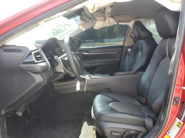 4T1G11AK7PU120197 - 2023 TOYOTA CAMRY SE NIGHT SHADE RED photo 7