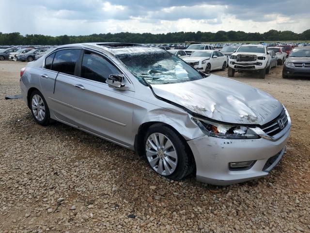 1HGCR2F77DA135884 - 2013 HONDA ACCORD EX SILVER photo 4