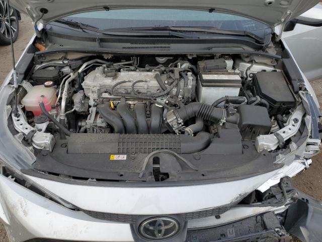 5YFBPMBE8NP338988 - 2022 TOYOTA COROLLA LE ვერცხლისფერი ფოტო 11