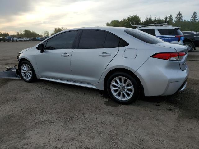 5YFBPMBE8NP338988 - 2022 TOYOTA COROLLA LE ვერცხლისფერი ფოტო 2