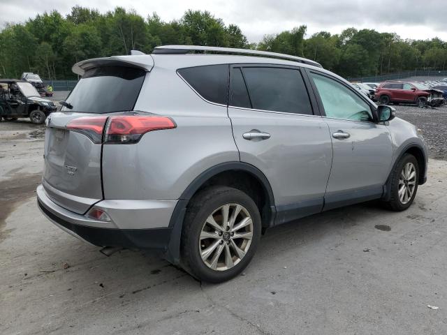 2T3DFREV0JW721702 - 2018 TOYOTA RAV4 LIMITED Silber Foto 3