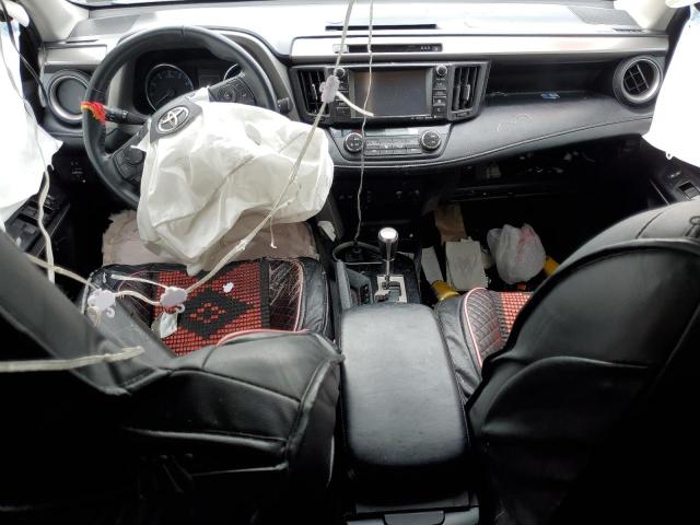 2T3DFREV0JW721702 - 2018 TOYOTA RAV4 LIMITED Silber Foto 8