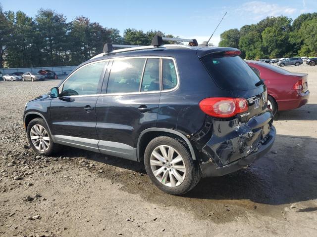 WVGAV75N09W500104 - 2009 VOLKSWAGEN TIGUAN S BLACK photo 2