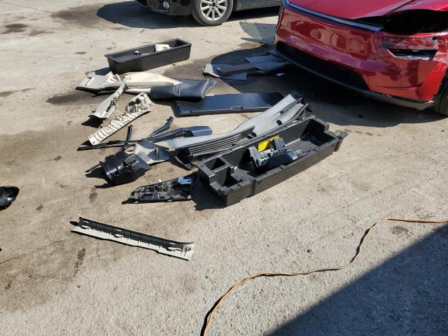 JTDZN3EU8D3286951 - 2013 TOYOTA PRIUS V BLACK photo 12