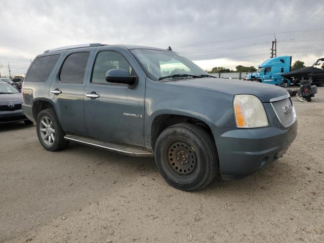 1GKFK638X8J104563 - 2008 GMC YUKON DENALI GRAY photo 4