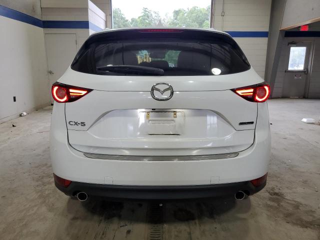 JM3KFADM7L0777359 - 2020 MAZDA CX-5 GRAND TOURING WHITE photo 6