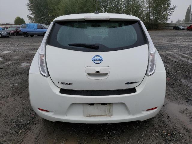 1N4AZ0CP2FC332182 - 2015 NISSAN LEAF S WHITE photo 6