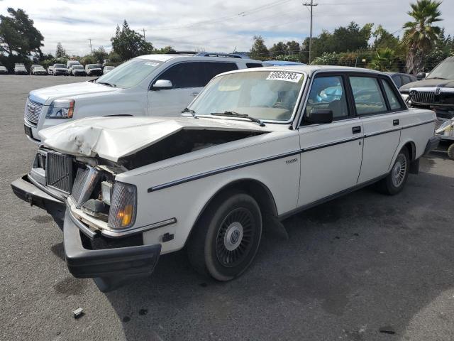 YV1AX8840E1060944 - 1984 VOLVO 244 DL WHITE photo 1