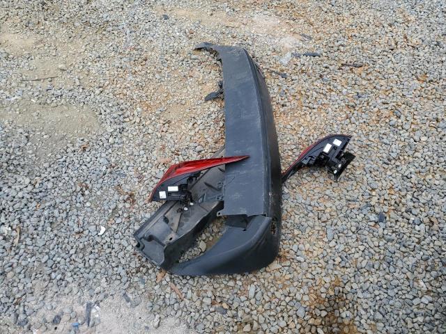 JTDKARFP7J3076538 - 2018 TOYOTA PRIUS PRIM თეთრი ფოტო 12