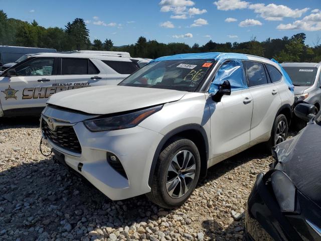 2021 TOYOTA HIGHLANDER XLE, 