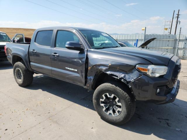 5TFCZ5AN5HX069330 - 2017 TOYOTA TACOMA DOUBLE CAB GRAY photo 4