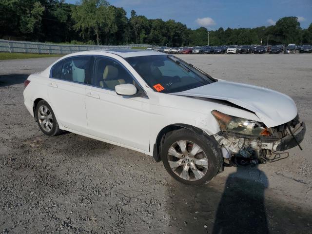 1HGCP26868A074368 - 2008 HONDA ACCORD EXL WHITE photo 4
