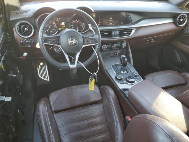 ZASFAKNN2J7C01955 - 2018 ALFA ROMEO STELVIO TI SPORT GRAY photo 8