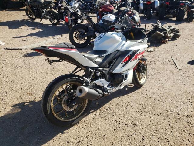 MH3RH18Y4NK008888 - 2022 YAMAHA YZFR3 A WHITE photo 4