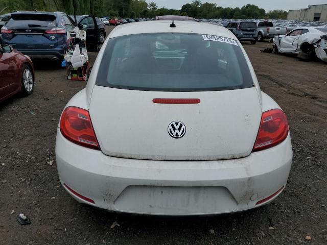 3VWJP7AT3CM661666 - 2012 VOLKSWAGEN BEETLE WHITE photo 6