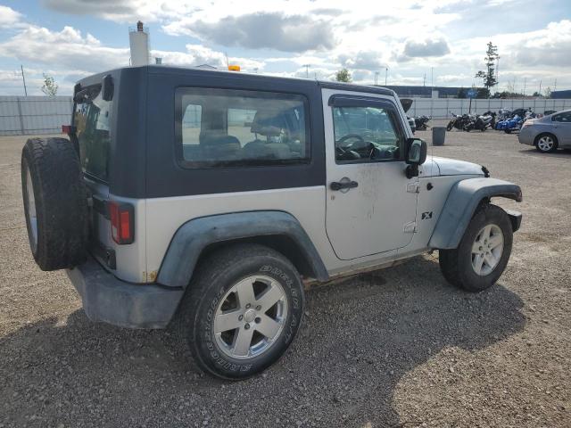 1J4FZ241X8L621751 - 2008 JEEP WRANGLER X SILVER photo 3