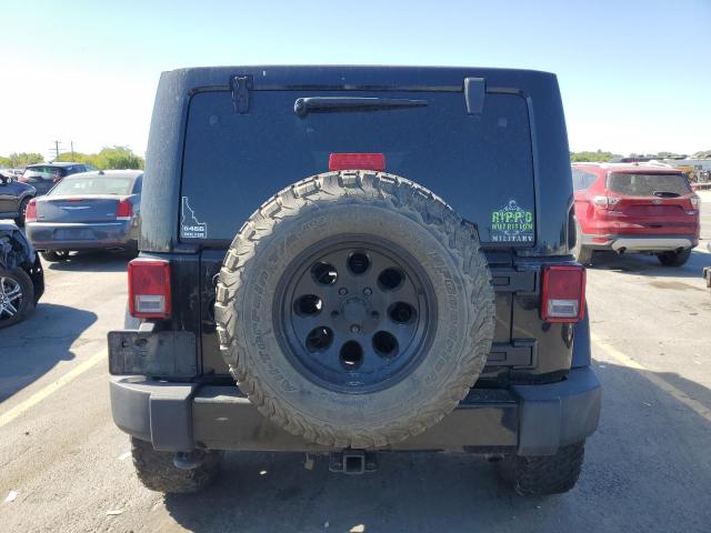 1C4BJWEGXGL331384 - 2016 JEEP WRANGLER U SAHARA Սև լուսանկար 6