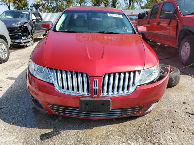 1LNHL9DRXAG610533 - 2010 LINCOLN MKS RED photo 5