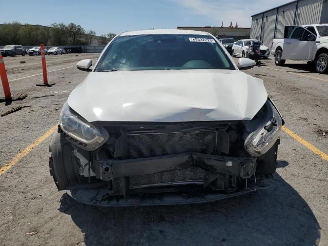 3KPF24AD9KE010873 - 2019 KIA FORTE FE WHITE photo 5