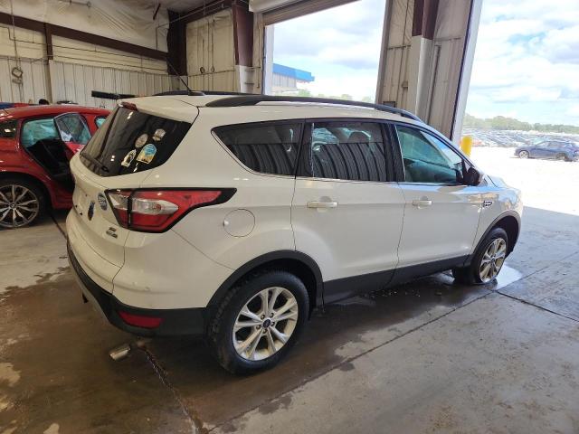 1FMCU9GD8JUC36660 - 2018 FORD ESCAPE SE Biały zdjęcie 3