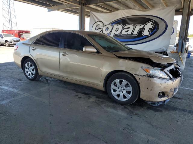 4T1BF3EK1AU026177 - 2010 TOYOTA CAMRY BASE GOLD photo 4