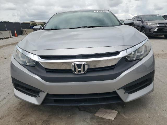 19XFC2F52HE062776 - 2017 HONDA CIVIC LX Silber Foto 5