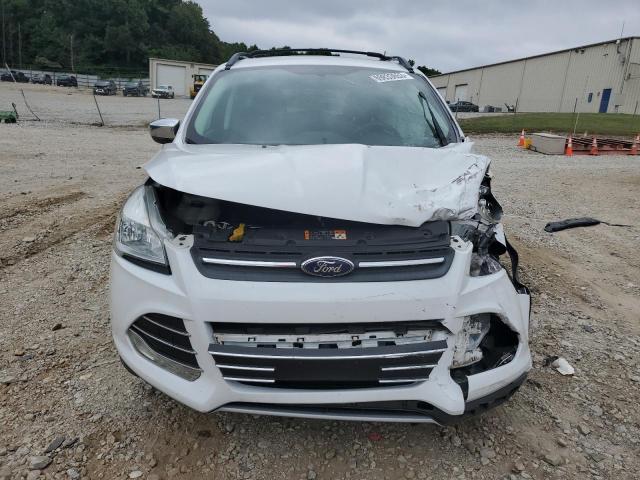 1FMCU0GX5EUD70537 - 2014 FORD ESCAPE SE WHITE photo 5