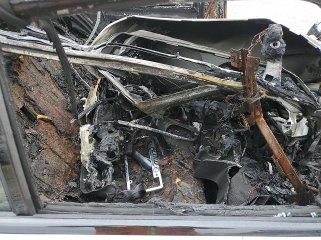 WBS63AY05RFS28672 - 2024 BMW M3 CS WHITE photo 10