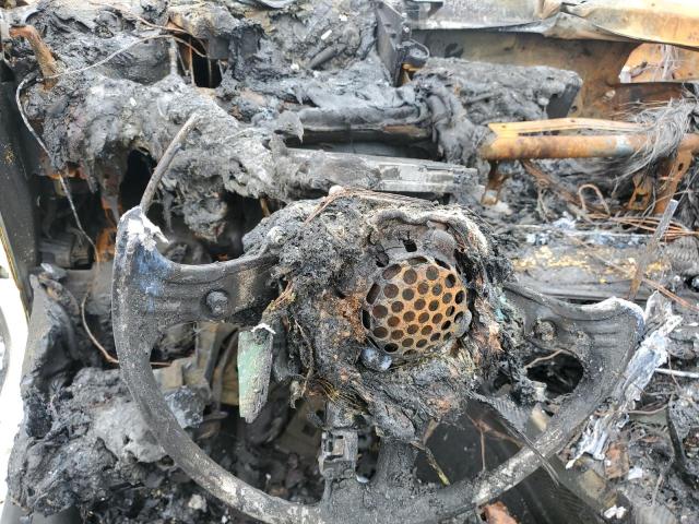 WBS63AY05RFS28672 - 2024 BMW M3 CS WHITE photo 9