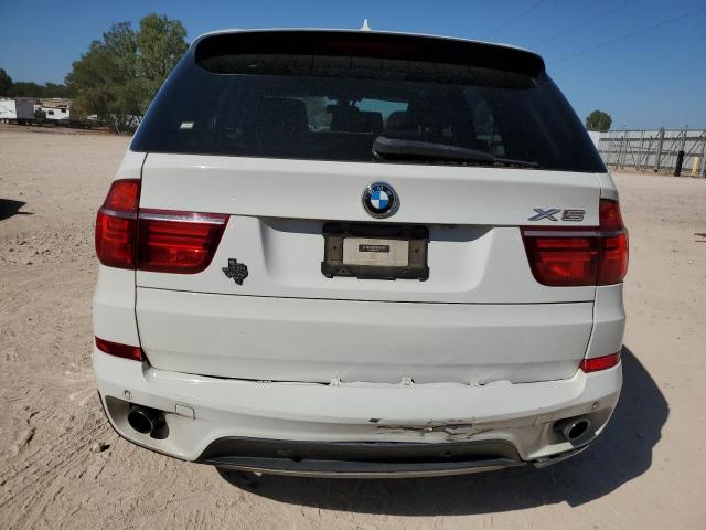 5UXZW0C55BL663013 - 2011 BMW X5 XDRIVE35D WHITE photo 6