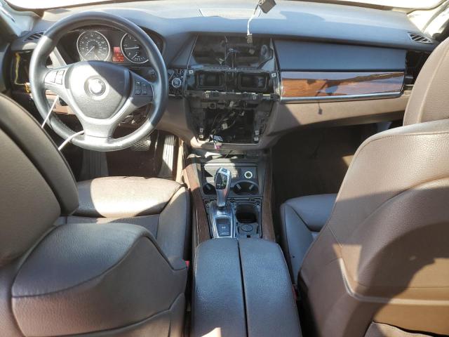 5UXZW0C55BL663013 - 2011 BMW X5 XDRIVE35D WHITE photo 8