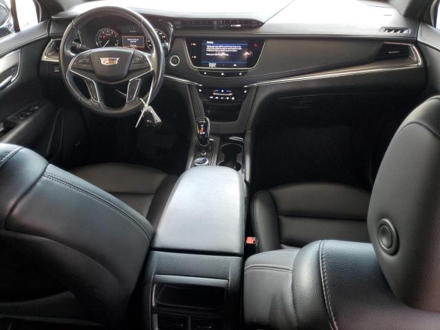 1GYKNAR42MZ160883 - 2021 CADILLAC XT5 LUXURY BLUE photo 8