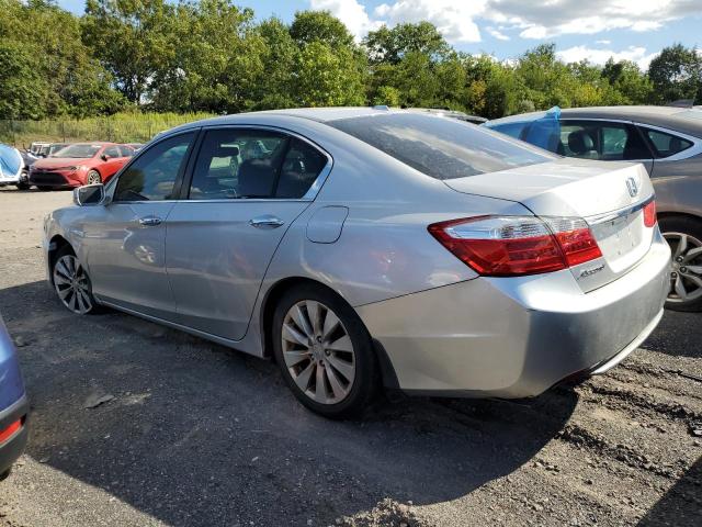 1HGCR2F87DA243222 - 2013 HONDA ACCORD EXL SILVER photo 2