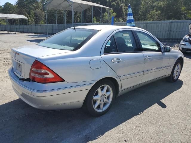 WDBRF61J02F252037 - 2002 MERCEDES-BENZ C 240 SILVER photo 3