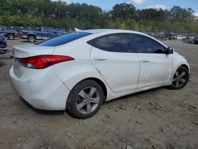 5NPDH4AE4DH330289 - 2013 HYUNDAI ELANTRA GLS WHITE photo 3