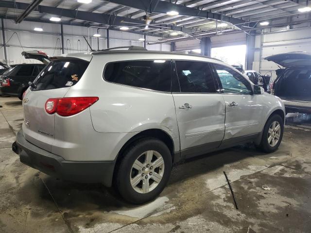 1GNKVJED2BJ230803 - 2011 CHEVROLET TRAVERSE LT Серый фото 3