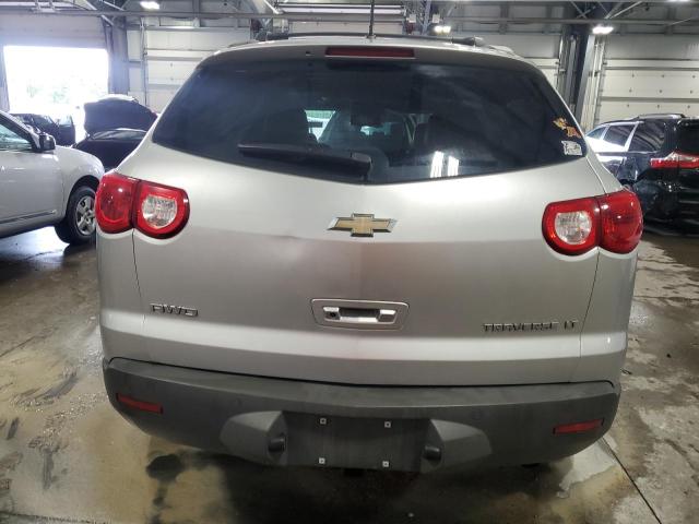 1GNKVJED2BJ230803 - 2011 CHEVROLET TRAVERSE LT Серый фото 6