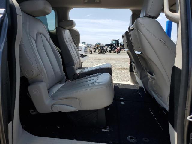 2C4RC1EG0HR734018 - 2017 CHRYSLER PACIFICA TOURING L PLUS CHARCOAL photo 11